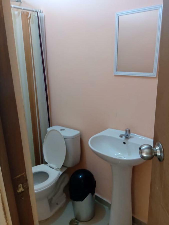 Hotel Hospedaje Las Palmeras Piura Esterno foto